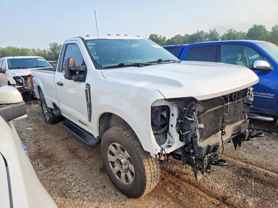 2023 FORD F250 SUPER DUTY 4