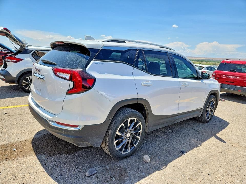 2022 GMC TERRAIN SLT 3