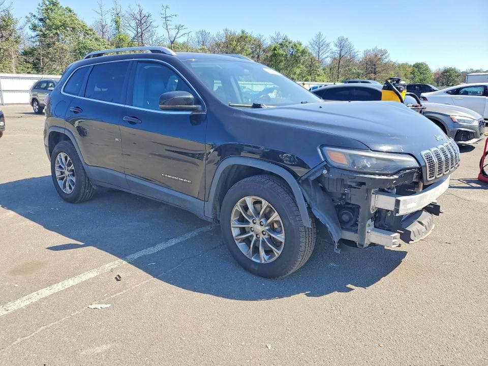 2019 JEEP CHEROKEE LATITUDE PLUS 4
