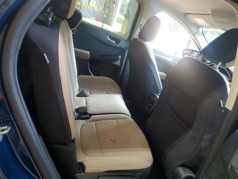 2020 FORD ESCAPE SE 11