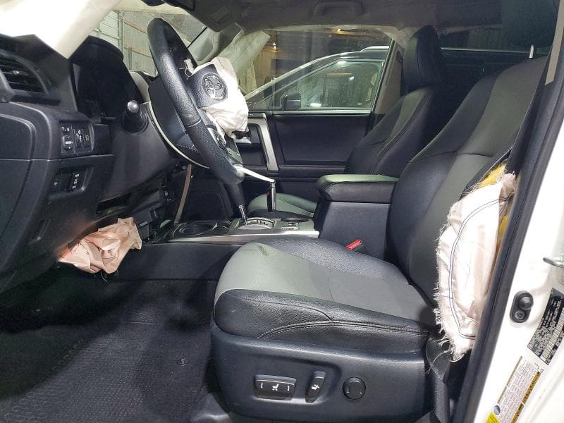 2020 TOYOTA 4RUNNER SR5 7