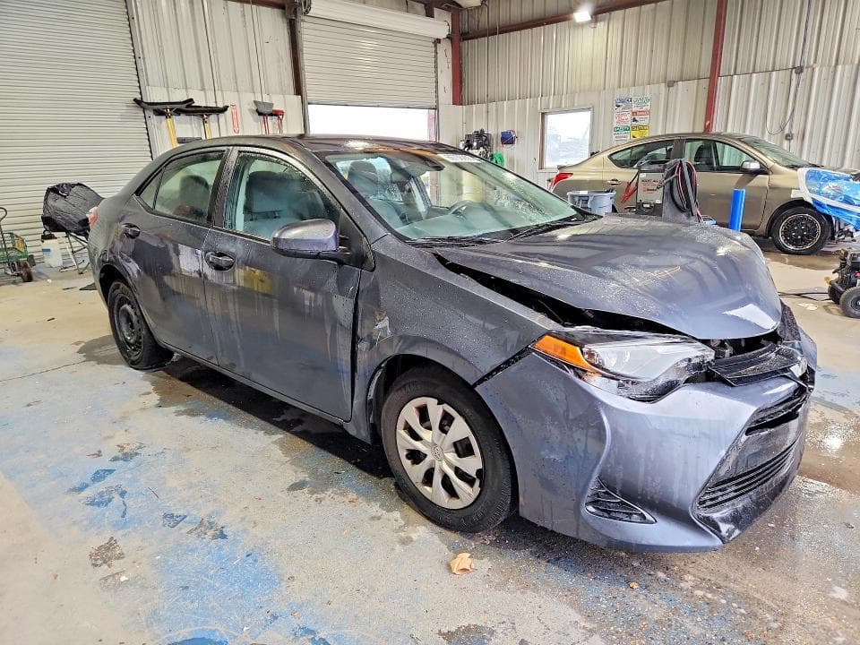 2017 TOYOTA COROLLA L 4
