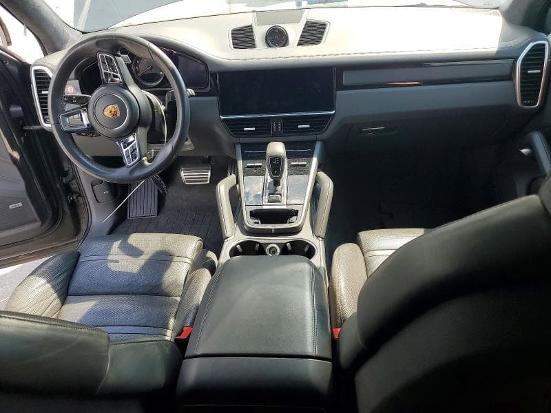 2019 PORSCHE CAYENNE TURBO 8