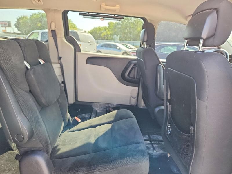 2017 DODGE GRAND CARAVAN SE 11