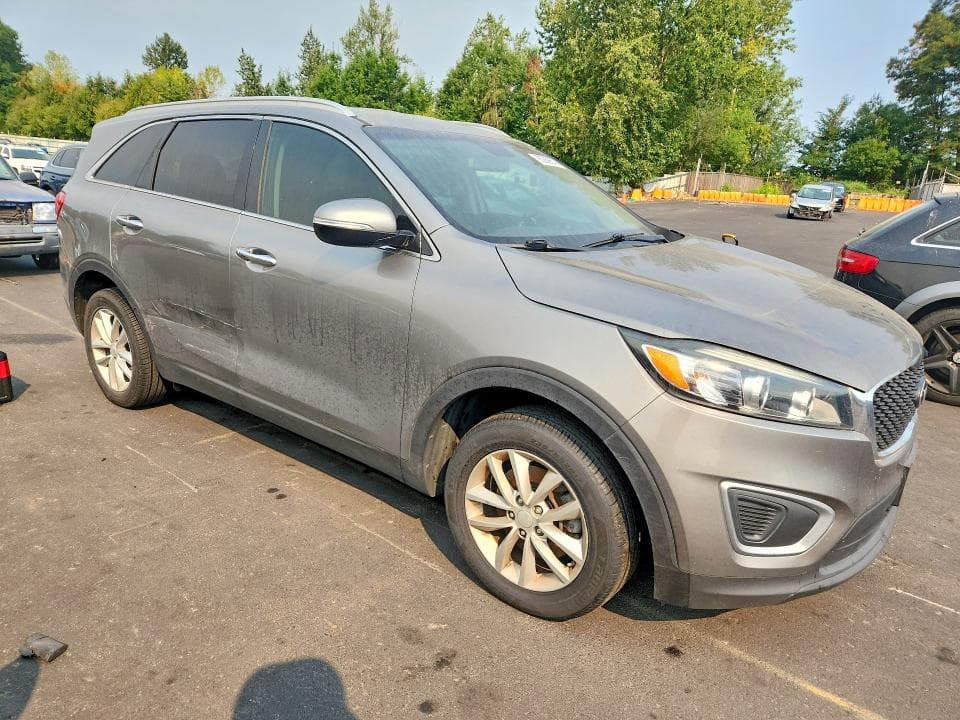 2017 KIA SORENTO LX 4