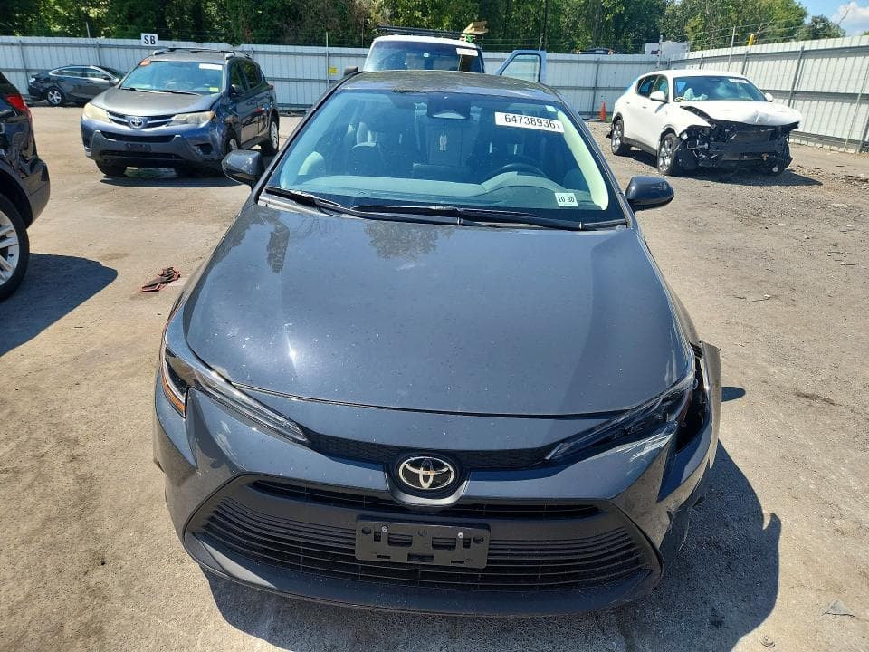 2026 TOYOTA COROLLA LE 5