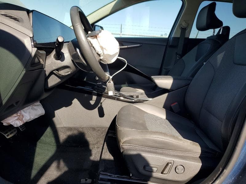 2023 KIA NIRO EX 7