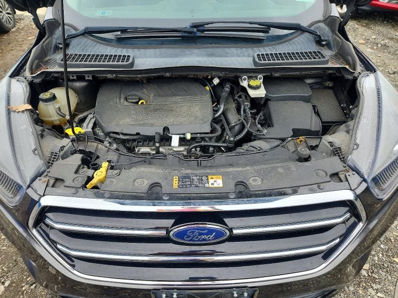 2017 FORD ESCAPE SE 12