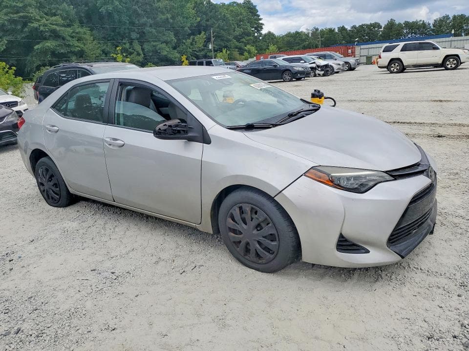2019 TOYOTA COROLLA LE 4