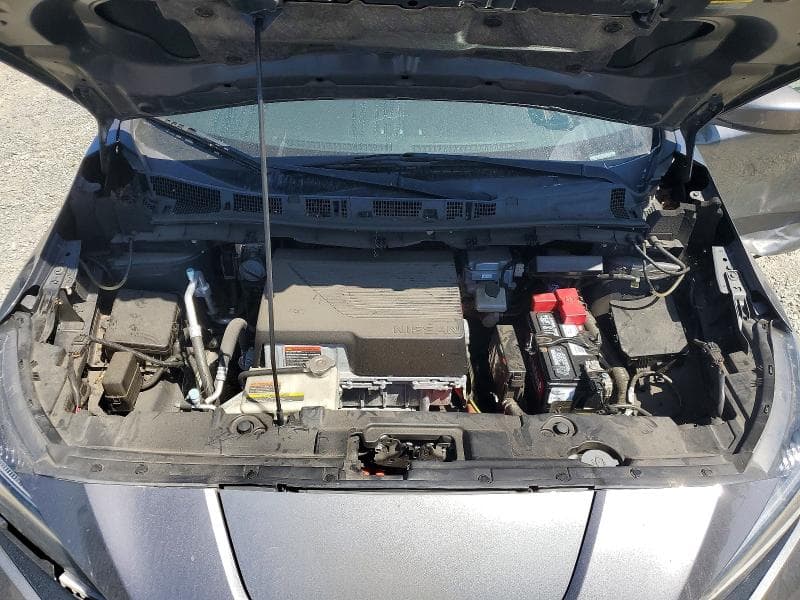 2020 NISSAN LEAF S 11