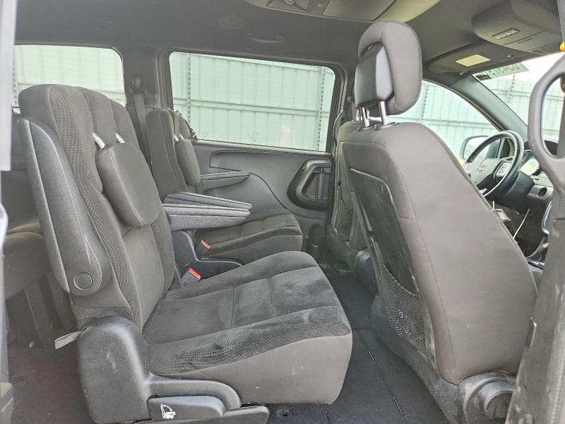 2017 DODGE GRAND CARAVAN SE 11