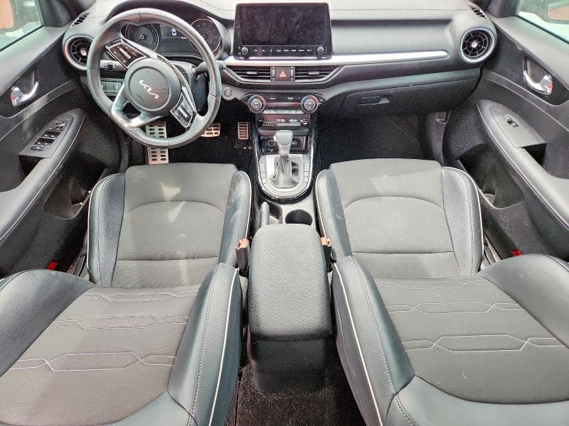 2022 KIA FORTE GT LINE 8