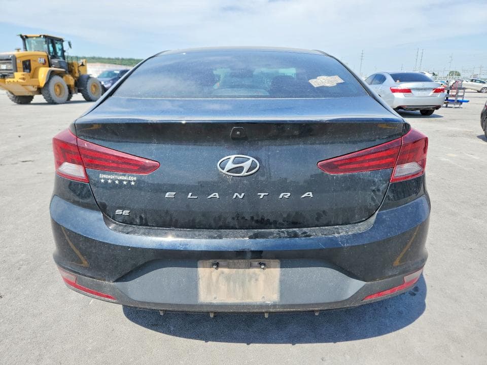 2020 HYUNDAI ELANTRA SE 6