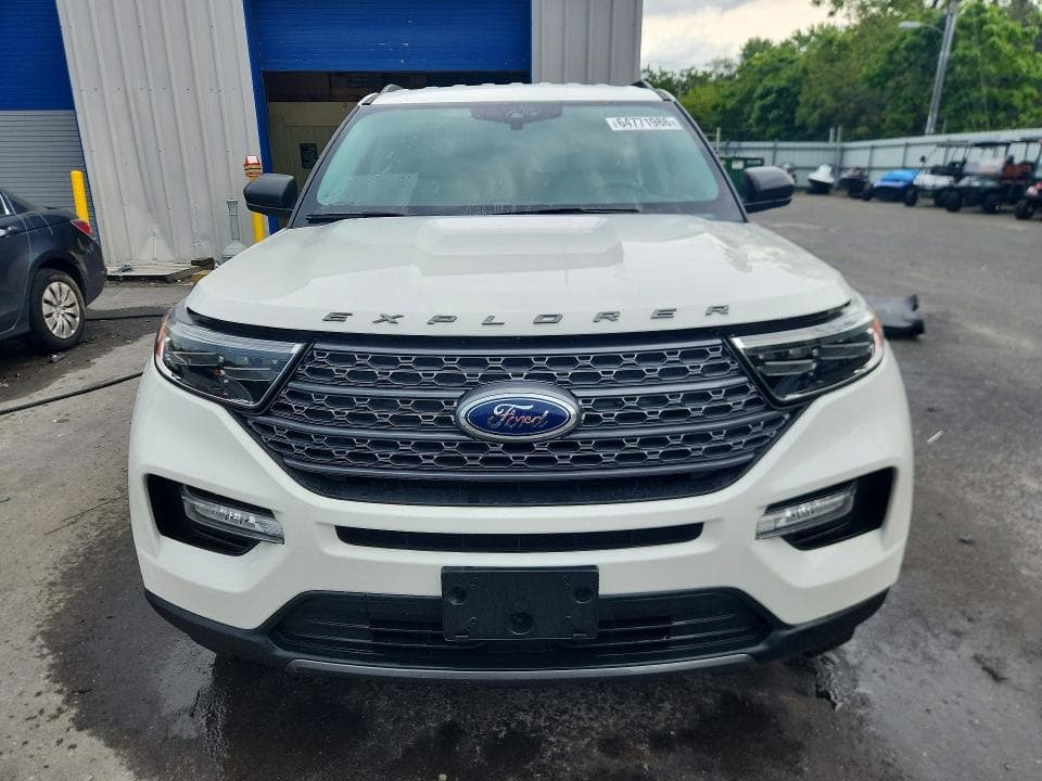 2021 FORD EXPLORER XLT 5