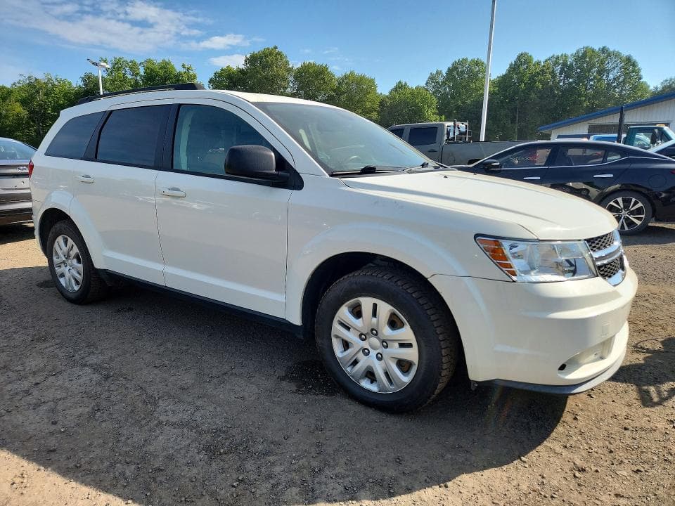 2019 DODGE JOURNEY SE 4