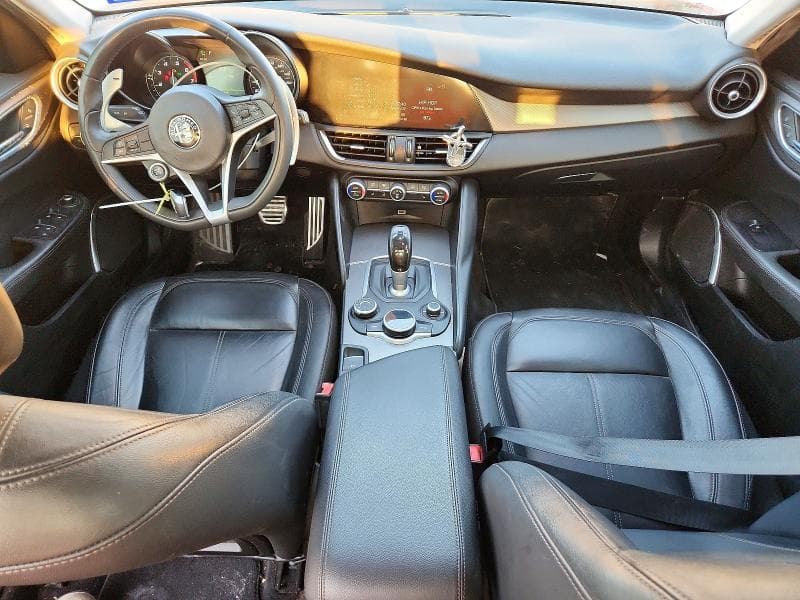 2017 ALFA ROMEO GIULIA Q4 8