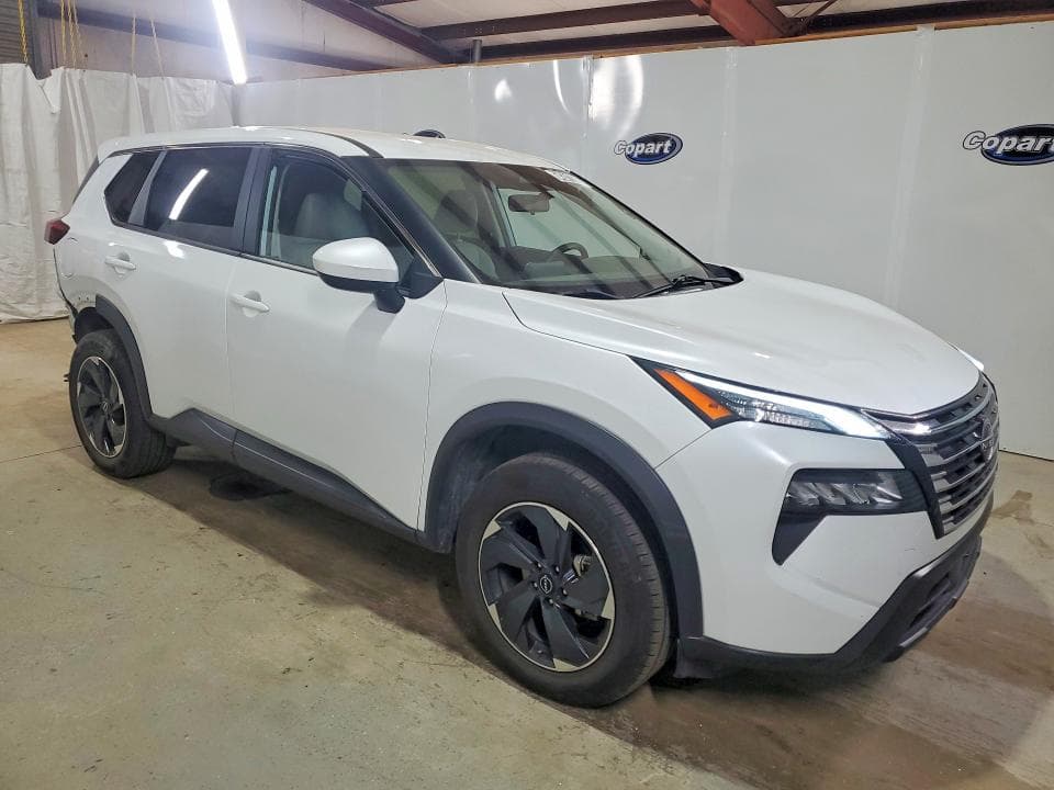 2024 NISSAN ROGUE SV 4