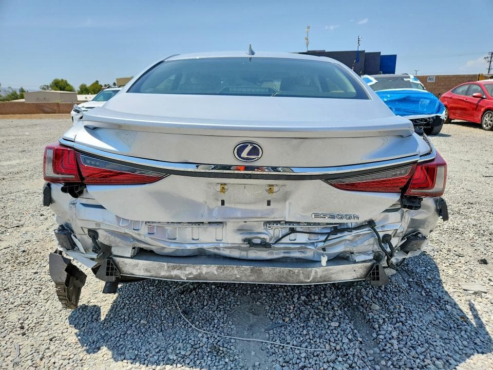 2019 LEXUS ES 300H 6