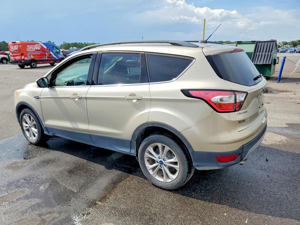2018 FORD ESCAPE SE 2