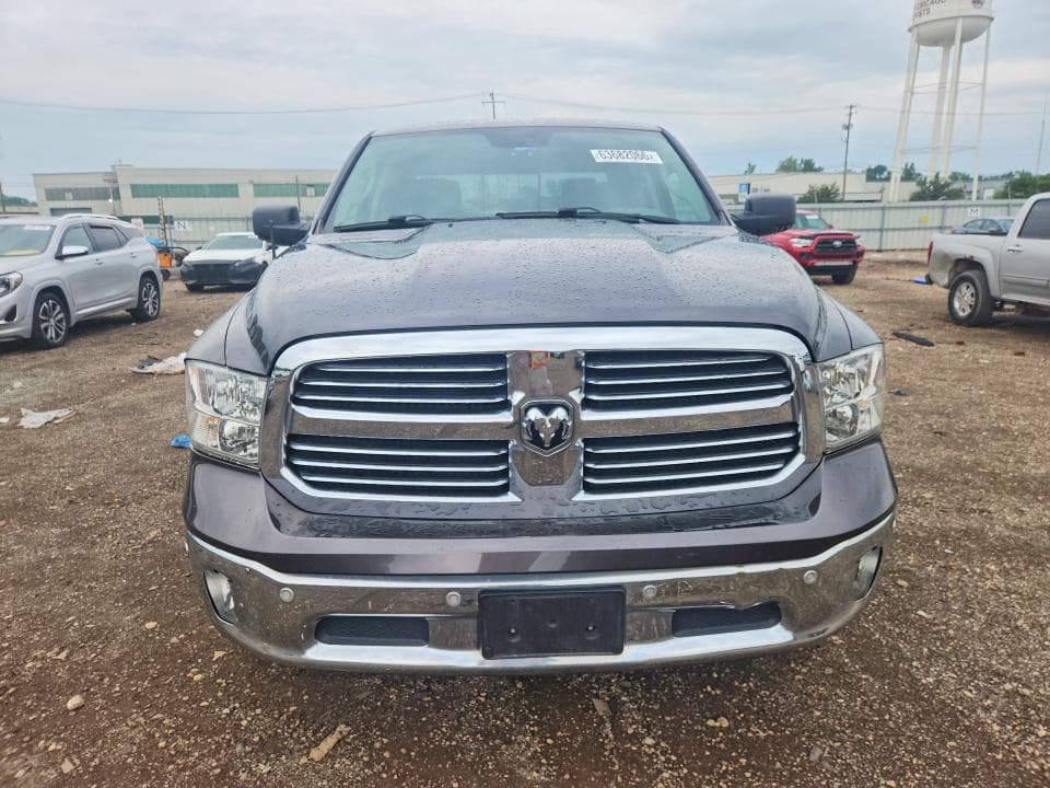 2017 RAM 1500 SLT 5