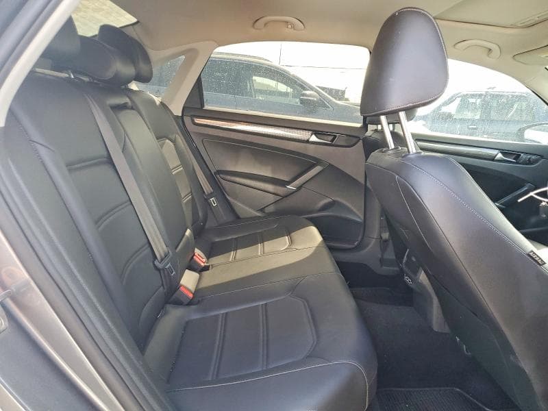 2020 VOLKSWAGEN PASSAT R-LINE 10