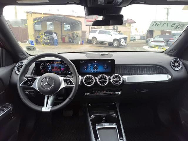 2024 MERCEDES-BENZ GLB 250 4MATIC 9