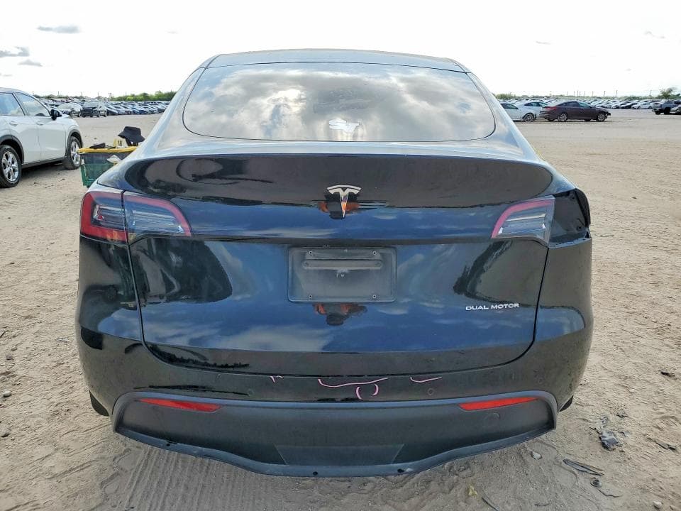 2021 TESLA MODEL Y 6