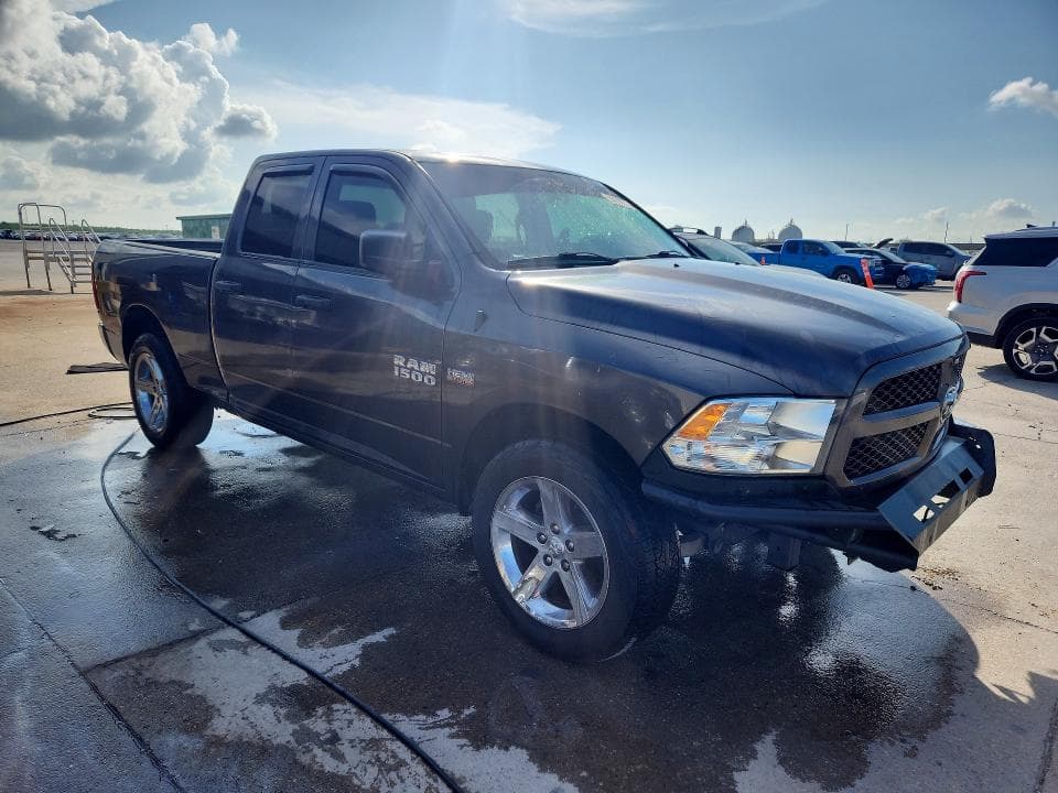 2018 RAM 1500 ST 4