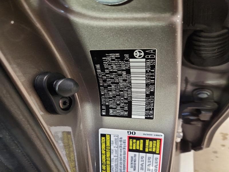 2018 TOYOTA COROLLA LE 13
