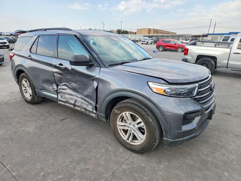 2022 FORD EXPLORER XLT 4