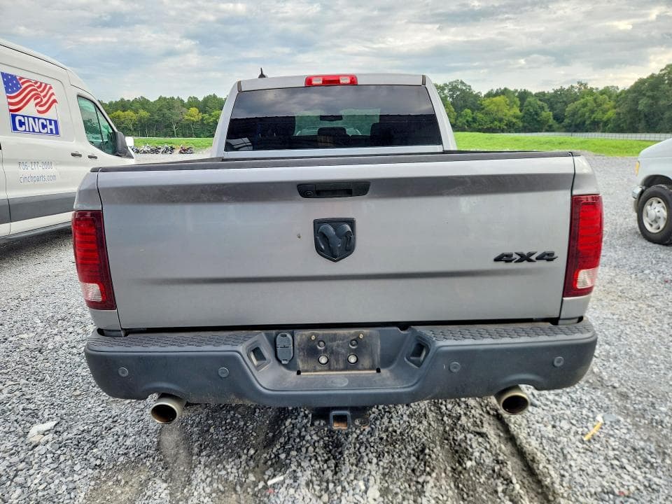2021 RAM 1500 CLASSIC SLT 6