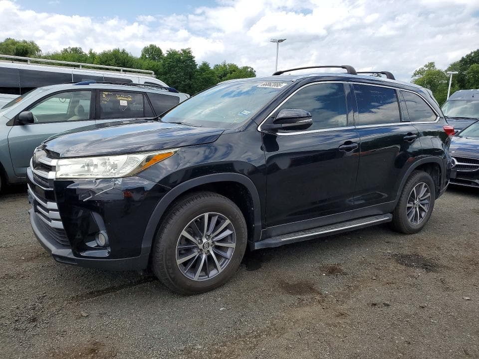 2019 TOYOTA HIGHLANDER XLE - 1