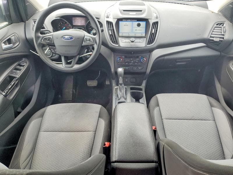2017 FORD ESCAPE SE 8