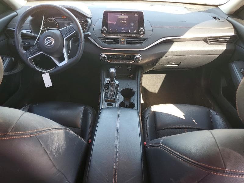 2021 NISSAN ALTIMA SR 8