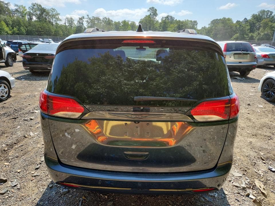 2019 CHRYSLER PACIFICA TOURING L 6