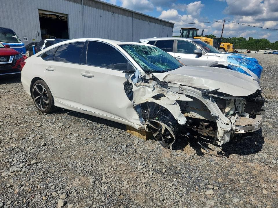 2018 HONDA ACCORD LX 4