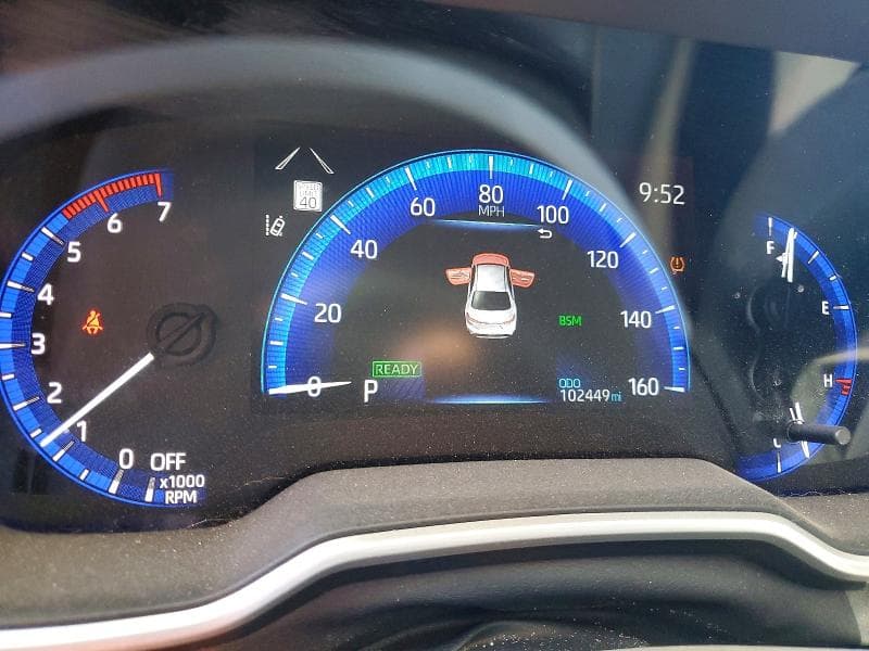 2022 TOYOTA COROLLA LE 9