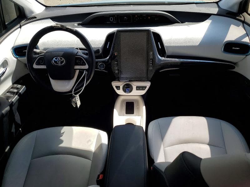 2017 TOYOTA PRIUS PRIME PREMIUM 8