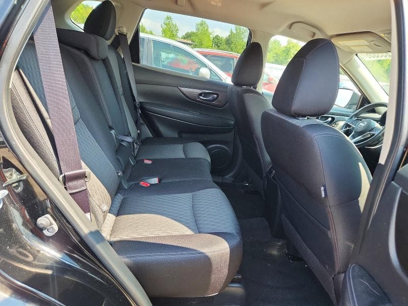2019 NISSAN ROGUE SV 11