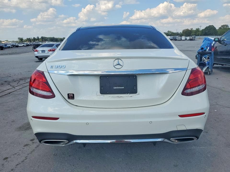 2017 MERCEDES-BENZ E 300 6