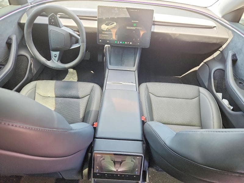 2024 TESLA MODEL 3 8