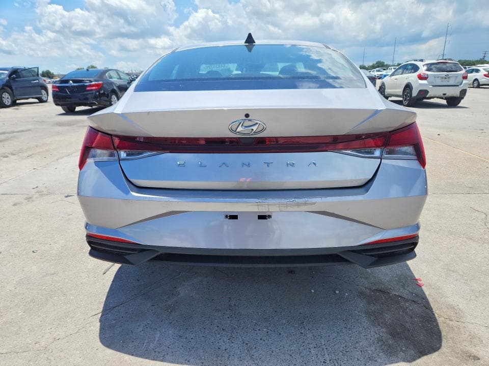 2023 HYUNDAI ELANTRA SE 6