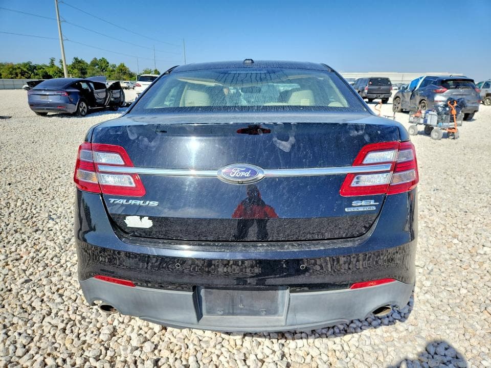 2017 FORD TAURUS SEL 6