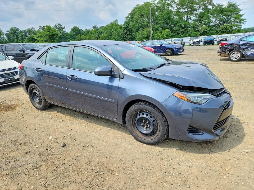 2019 TOYOTA COROLLA LE 4