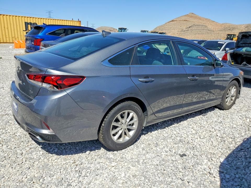 2019 HYUNDAI SONATA SE 3