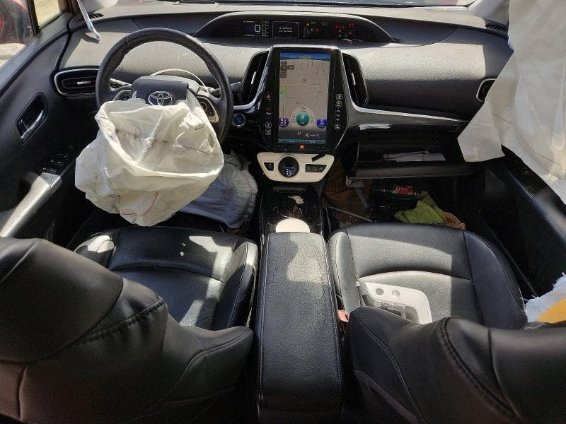 2017 TOYOTA PRIUS PRIME ADVANCED 8