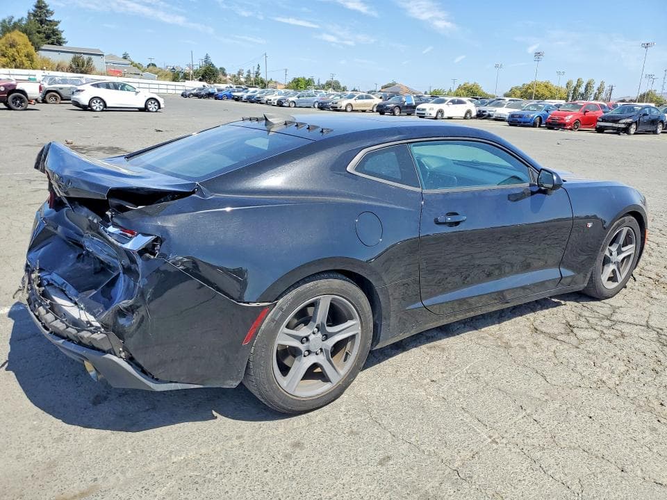 2018 CHEVROLET CAMARO LT 3