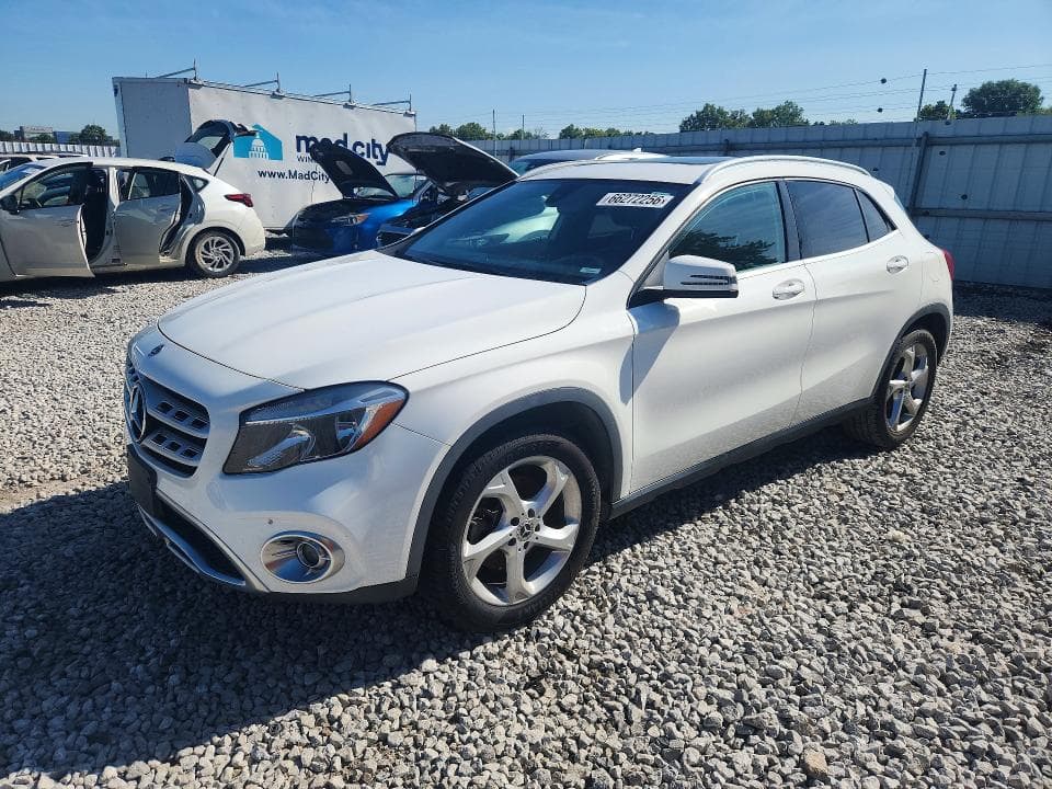 2019 MERCEDES-BENZ GLA 250 - 1