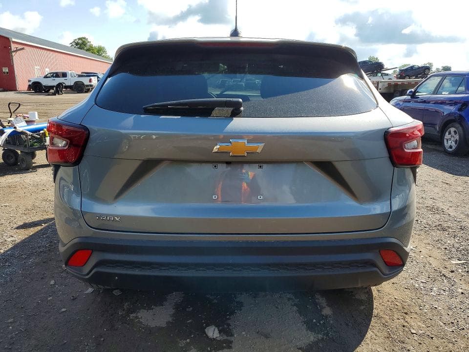 2025 CHEVROLET TRAX LS 6