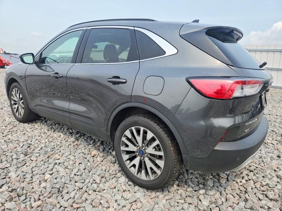 2020 FORD ESCAPE TITANIUM 2